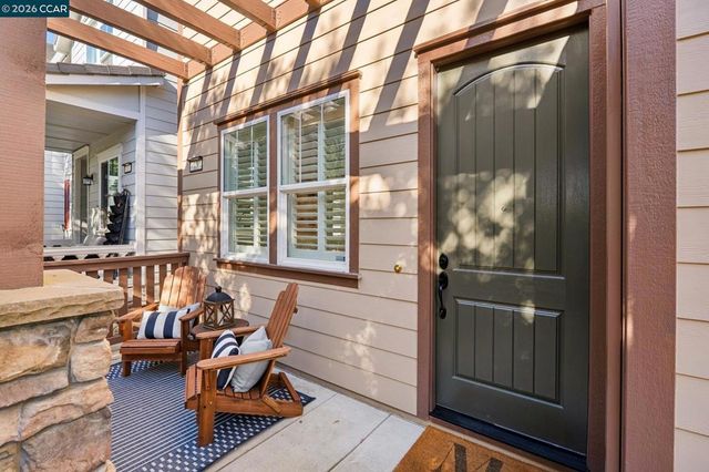 15 Hazel Tree Ridge, Orinda, CA 94563