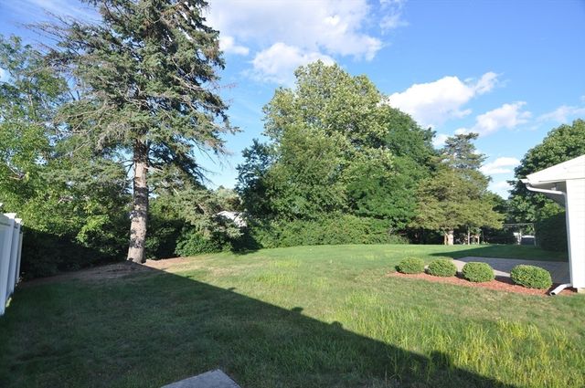 4 Blackstone St, Peabody, MA 01960
