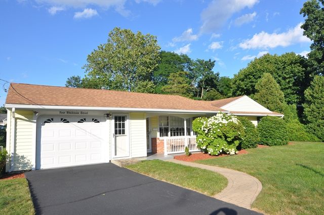 4 Blackstone St, Peabody, MA 01960