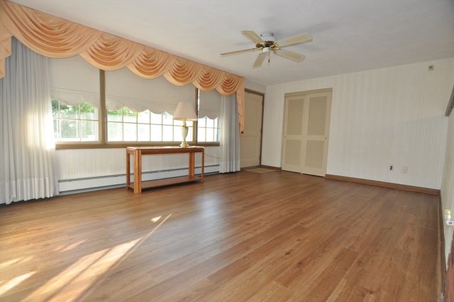 4 Blackstone St, Peabody, MA 01960