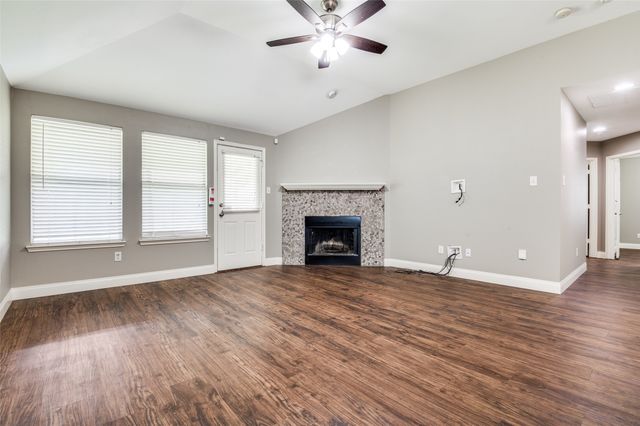 3268 Yeltes, Grand Prairie, TX 75054
