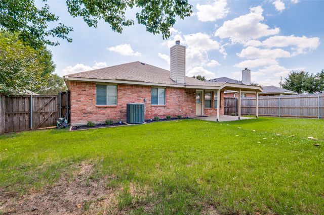 3268 Yeltes, Grand Prairie, TX 75054