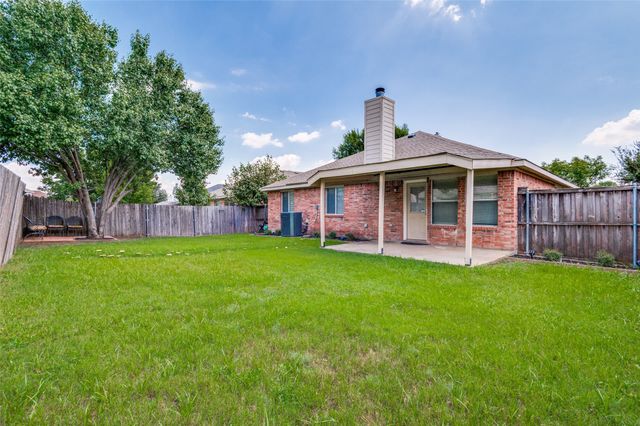 3268 Yeltes, Grand Prairie, TX 75054