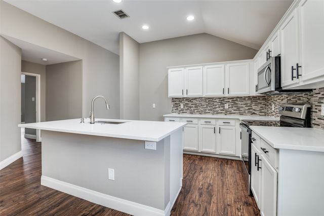 3268 Yeltes, Grand Prairie, TX 75054