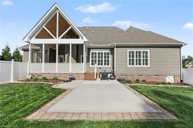 7811 Neugent Drive, Stokesdale, NC 27357