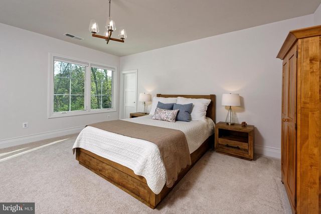 23084 AFFIRMED PARK CT, Middleburg, VA 20117