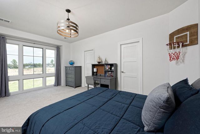 23084 AFFIRMED PARK CT, Middleburg, VA 20117