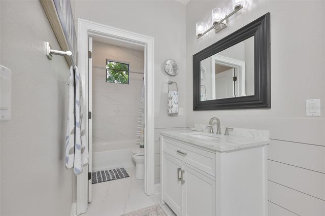 3609 W SAN LUIS STREET, Tampa, FL 33629