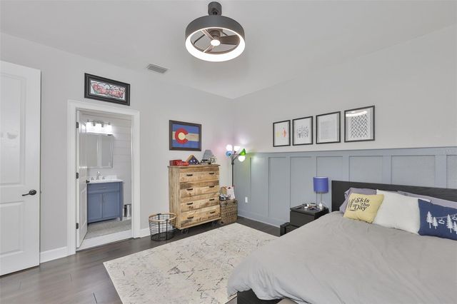 3609 W SAN LUIS STREET, Tampa, FL 33629