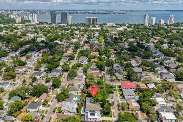 3609 W SAN LUIS STREET, Tampa, FL 33629