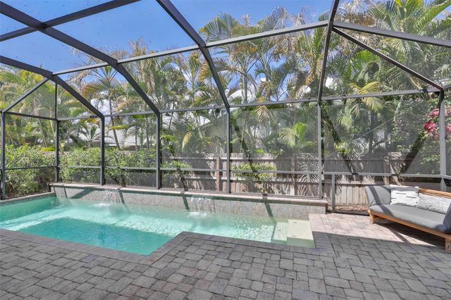 3609 W SAN LUIS STREET, Tampa, FL 33629