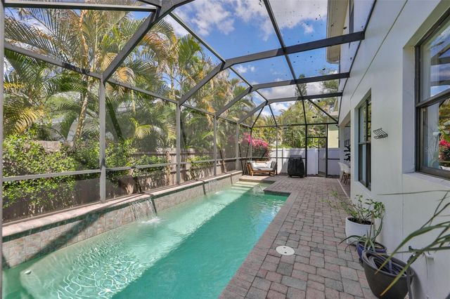 3609 W SAN LUIS STREET, Tampa, FL 33629