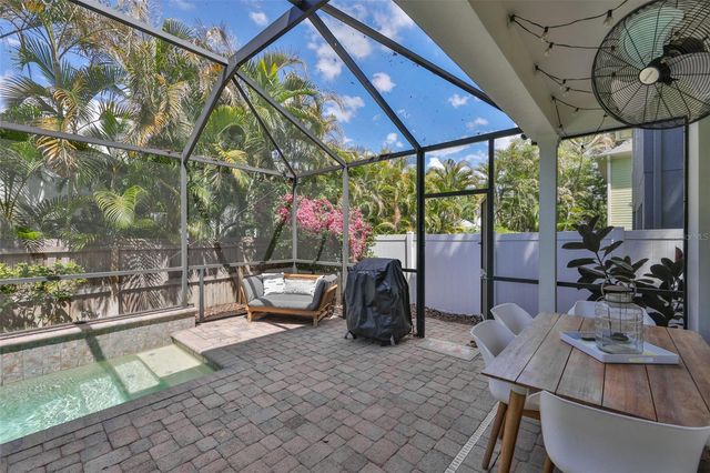 3609 W SAN LUIS STREET, Tampa, FL 33629