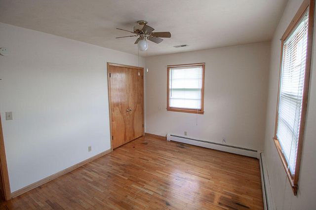 1303 SMILEY LN, Columbia, MO 65202