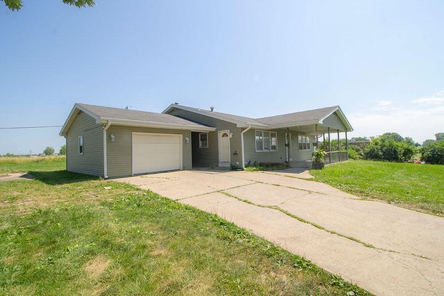 1303 SMILEY LN, Columbia, MO 65202