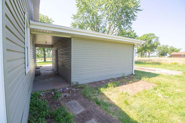 1303 SMILEY LN, Columbia, MO 65202