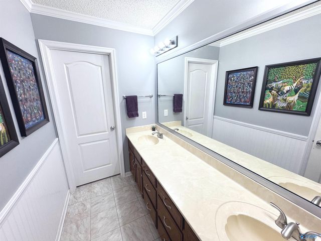 1319 Chesterfield Road SE, Huntsville, AL 35803