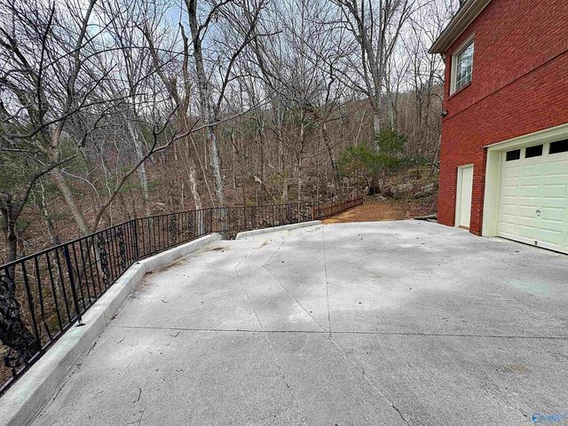 1319 Chesterfield Road SE, Huntsville, AL 35803