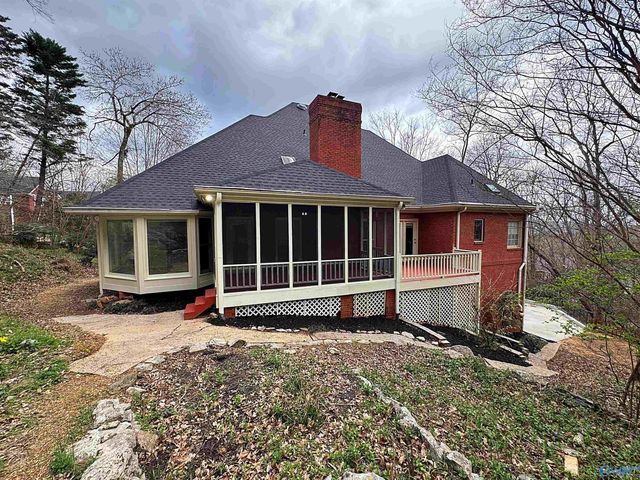1319 Chesterfield Road SE, Huntsville, AL 35803