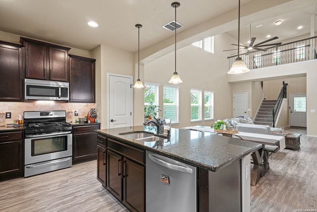 714 Fort Mason, San Antonio, TX 78245