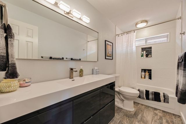 419 N Winding Oaks Drive, Wylie, TX 75098