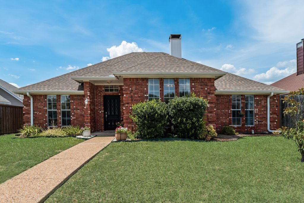 419 N Winding Oaks Drive, Wylie, TX 75098