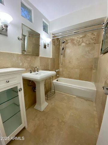 7621 E VIA DE LINDO Street, Scottsdale, AZ 85258