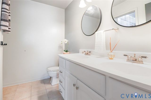 10906 Timonium Dr, Chester, VA 23831