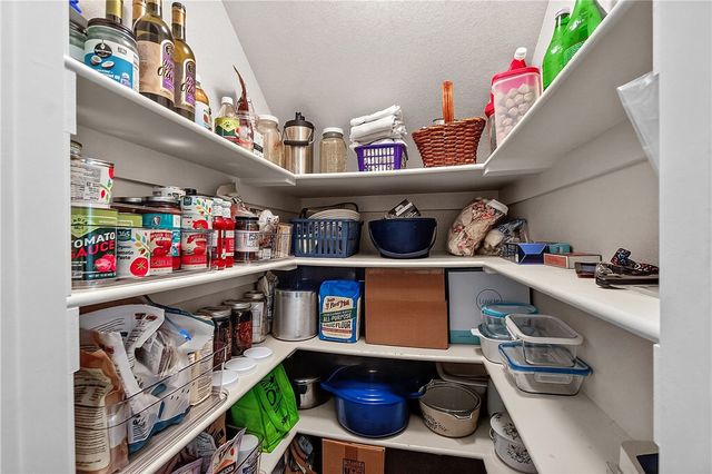3209 SW Stoneway Avenue, Bentonville, AR 72713