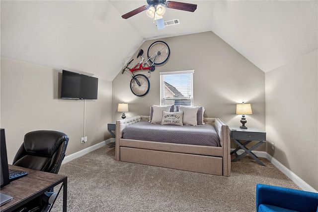 3209 SW Stoneway Avenue, Bentonville, AR 72713