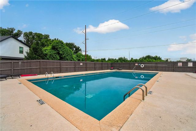 3209 SW Stoneway Avenue, Bentonville, AR 72713