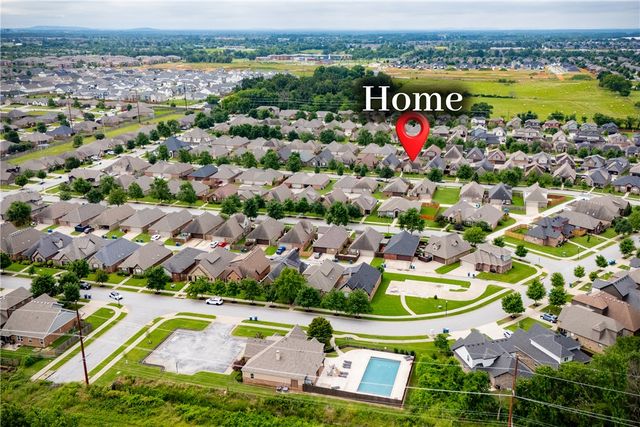 3209 SW Stoneway Avenue, Bentonville, AR 72713