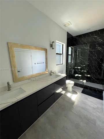 2342 Mckinley Street 3, Hollywood, FL 33020