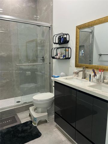 2342 Mckinley Street 3, Hollywood, FL 33020