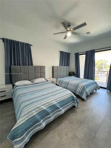 2342 Mckinley Street 3, Hollywood, FL 33020