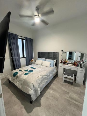2342 Mckinley Street 3, Hollywood, FL 33020