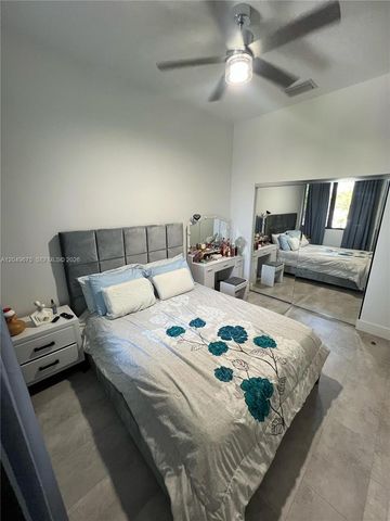 2342 Mckinley Street 3, Hollywood, FL 33020