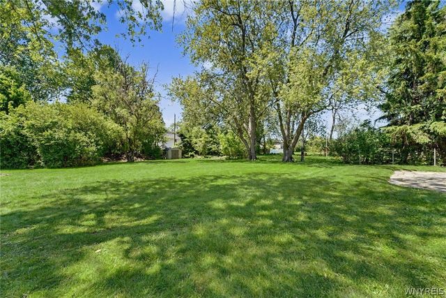 249 West Maplemere Road, Amherst, NY 14221