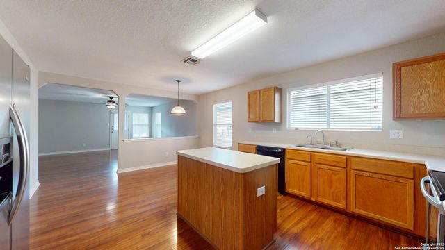 9515 BOATMAN PIER, Converse, TX 78109