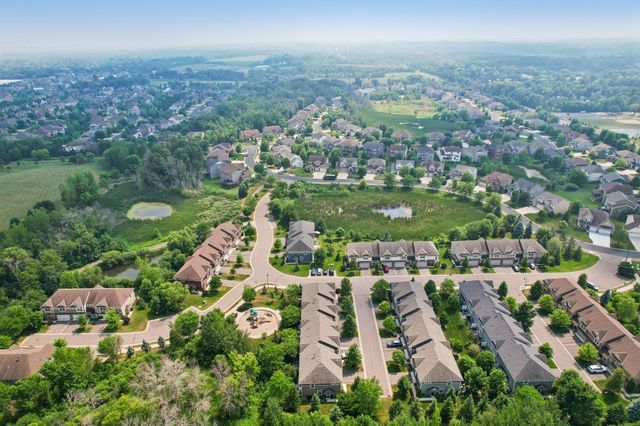 3247 Red Oak Trail, Medina, MN 55340