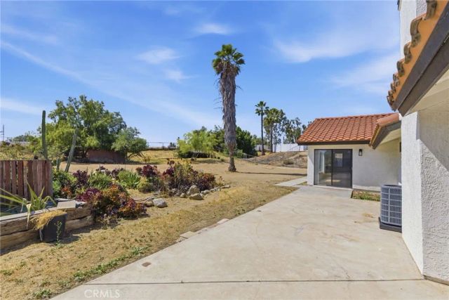 18085 Golden Leaf Lane, Riverside, CA 92504