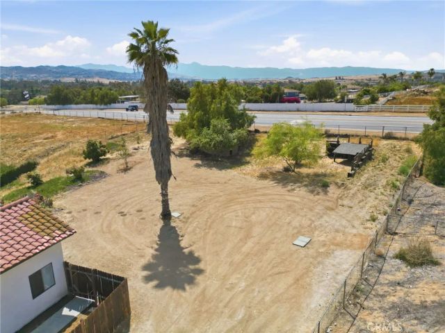 18085 Golden Leaf Lane, Riverside, CA 92504