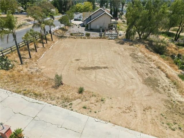 18085 Golden Leaf Lane, Riverside, CA 92504