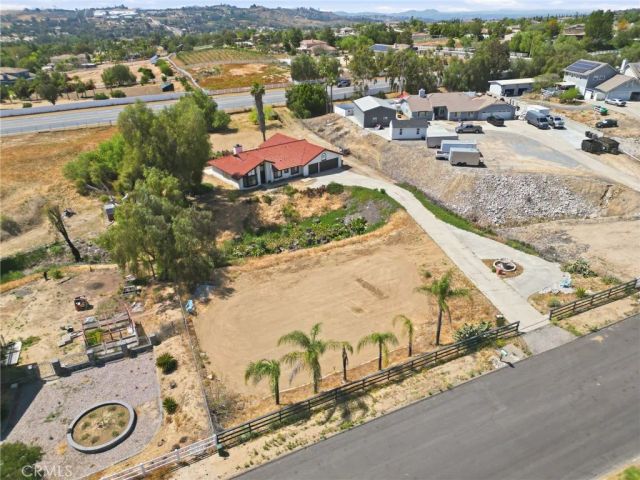 18085 Golden Leaf Lane, Riverside, CA 92504