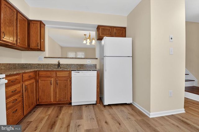 14643 STONE RANGE DR, Centreville, VA 20120