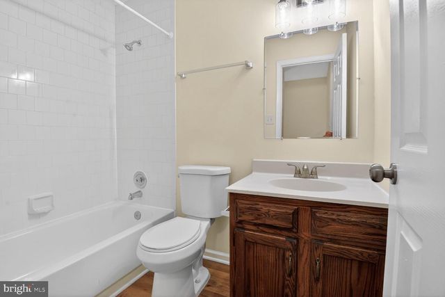14643 STONE RANGE DR, Centreville, VA 20120