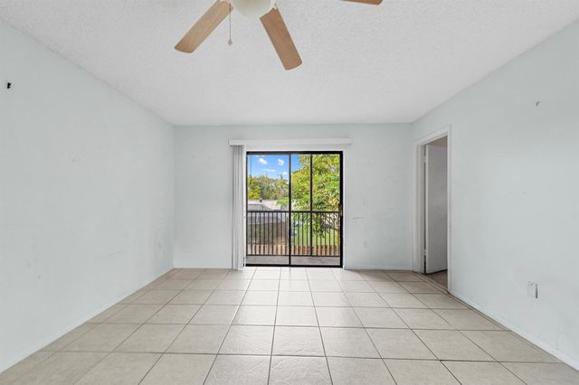 9141 NW 1st Court 204, Pembroke Pines, FL 33024