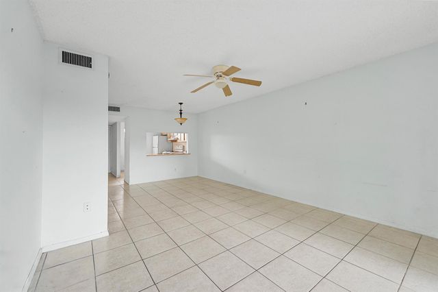 9141 NW 1st Court 204, Pembroke Pines, FL 33024