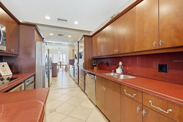 3705 54TH DRIVE W 103, Bradenton, FL 34210