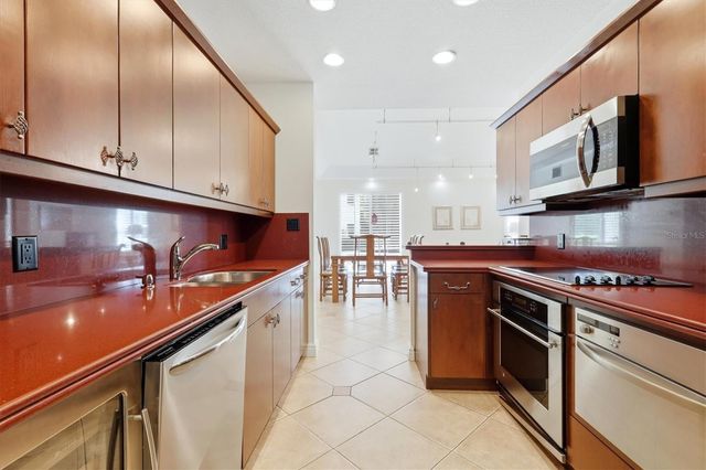 3705 54TH DRIVE W 103, Bradenton, FL 34210
